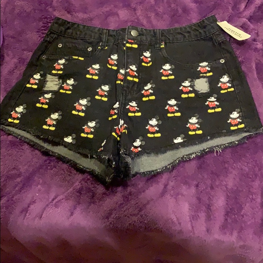 NWT Disney x Forever 21 Mickey Denim Shorts 30